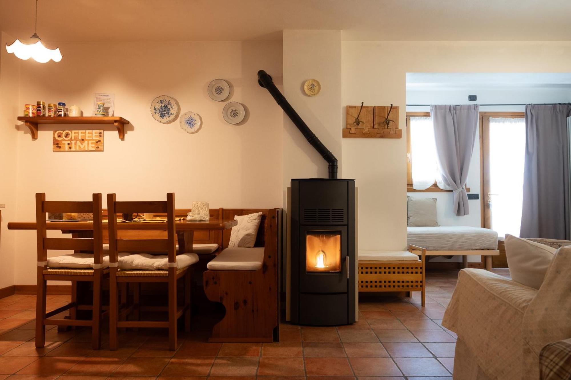 Baita De Eliseo B&B Valdisotto Εξωτερικό φωτογραφία