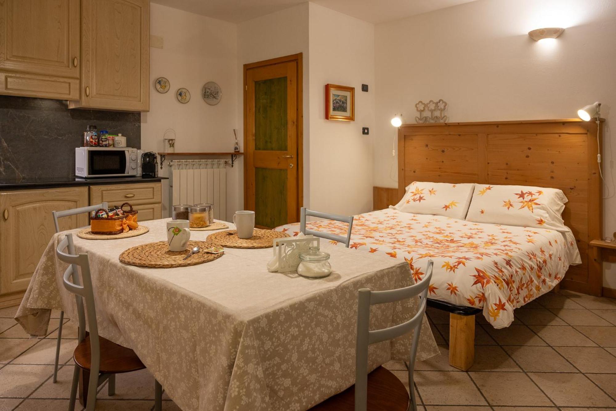 Baita De Eliseo B&B Valdisotto Εξωτερικό φωτογραφία