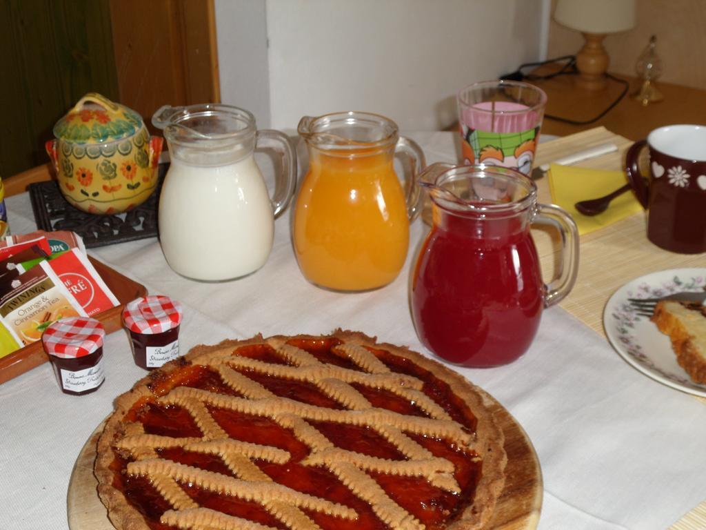 Baita De Eliseo B&B Valdisotto Εξωτερικό φωτογραφία